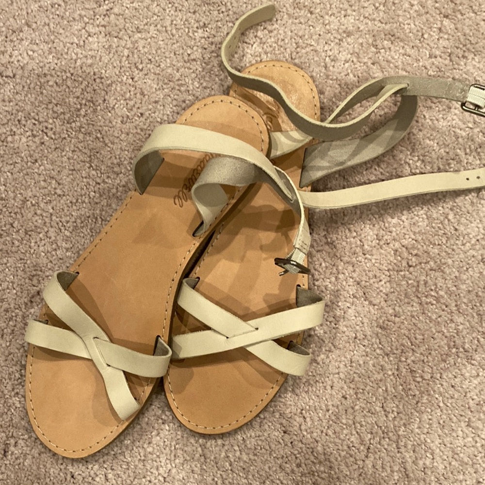 New Madewell Strappy Flat Sandals size 9